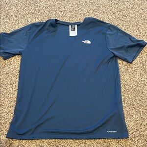 Men’s north face small quick dry tshirt